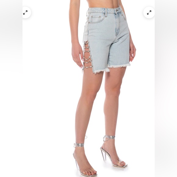 Akira Covered in Diamonds Relaxed Denim Shorts Blue Medium - Picture 2 of 7